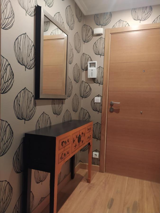 Apartamento En El Centro Con Garaje Directo. Bilbao Eksteriør billede