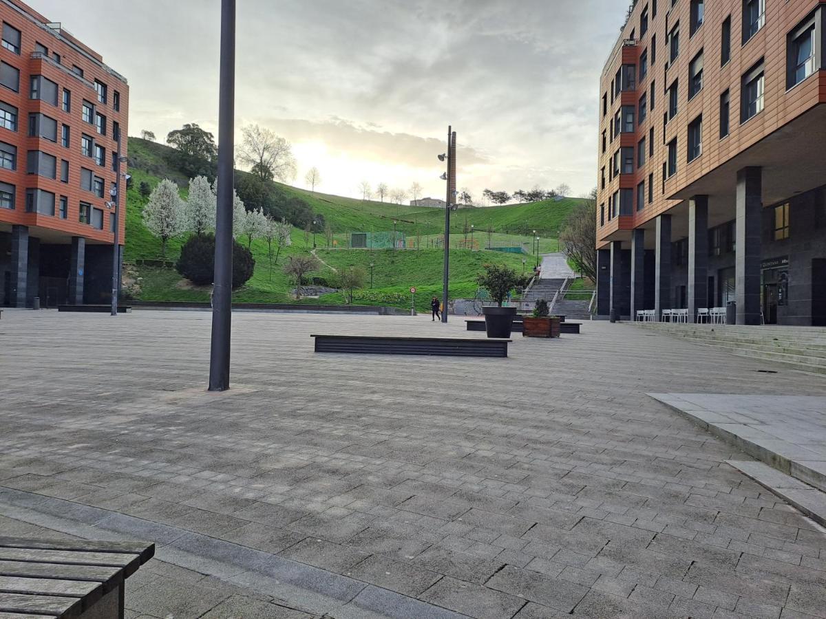 Apartamento En El Centro Con Garaje Directo. Bilbao Eksteriør billede