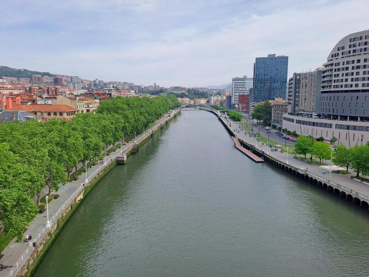 Apartamento En El Centro Con Garaje Directo. Bilbao Eksteriør billede